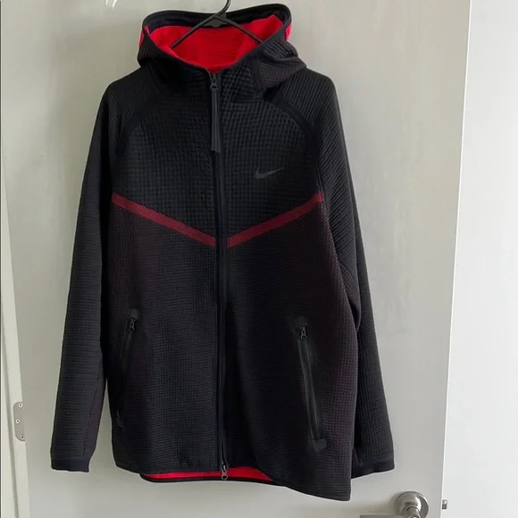 Nike Tech Fleece | Black and Red - Picture 1 of 5